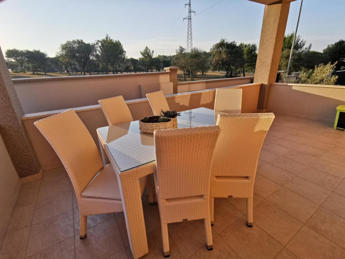 Апартаменты Casa Matea - 90 M From The Sea, New Private Swimming Pool Пула Экстерьер фото